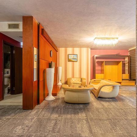 Deluxe Hotel 巴库 外观 照片