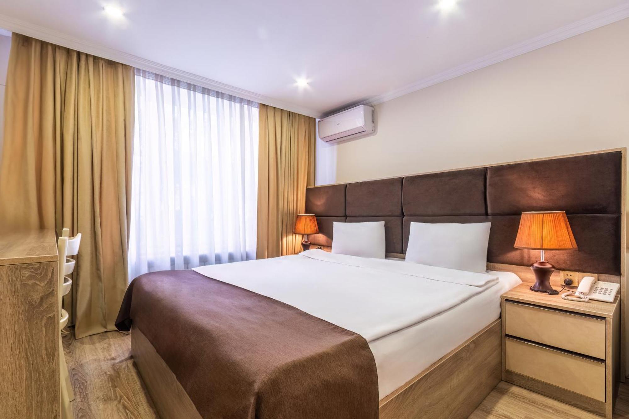 Deluxe Hotel 巴库 外观 照片
