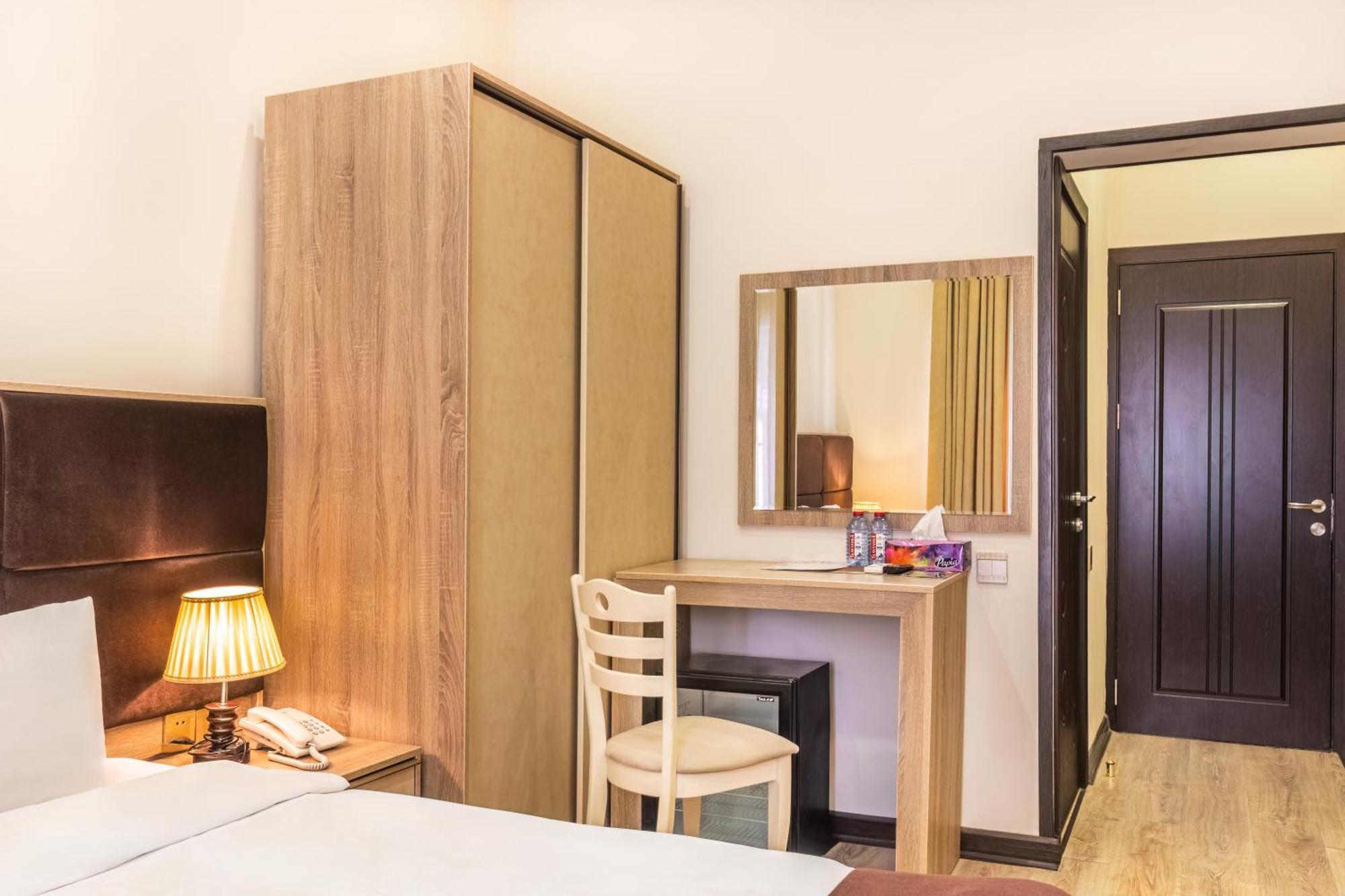 Deluxe Hotel 巴库 外观 照片