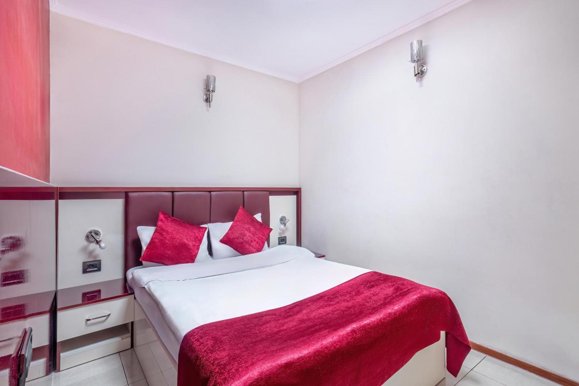 Deluxe Hotel 巴库 外观 照片